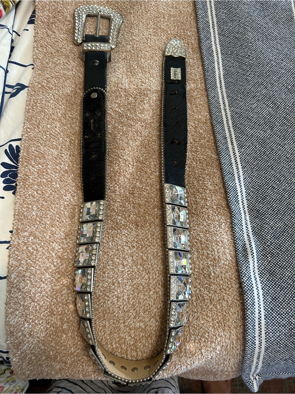 B.B Simon L Swarovski Crystal Bling Belt Cow Hide leather - Picture 2 of 12